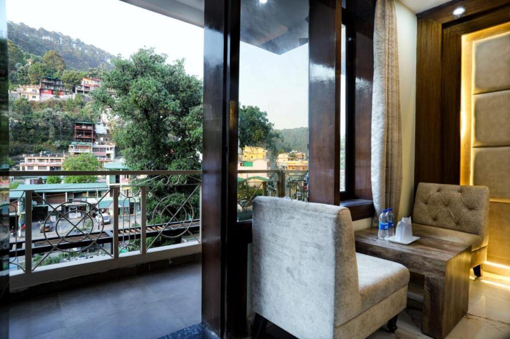 Vinsober Monal Hotell Nainital Eksteriør bilde